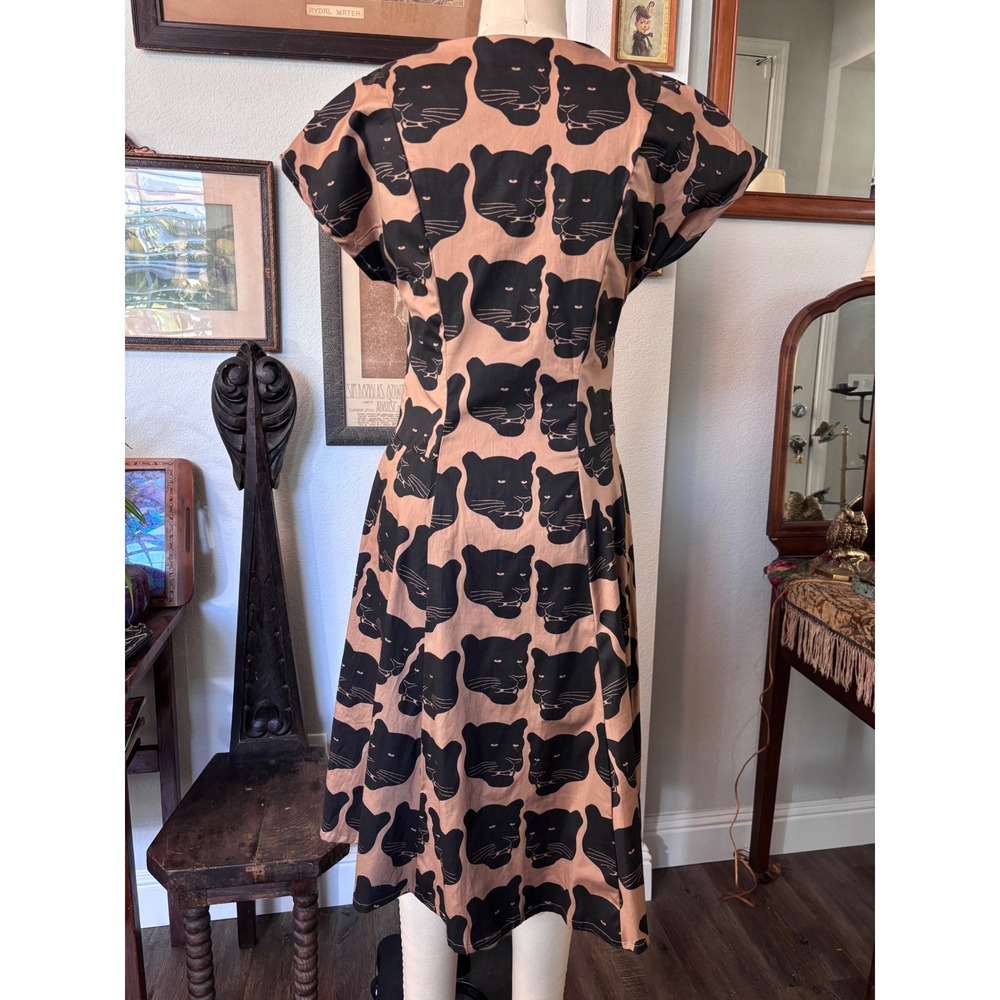 Nooworks OOP Panther Print Button Down Dress Tan Black Short Sleeve Medium - Picture 9 of 12